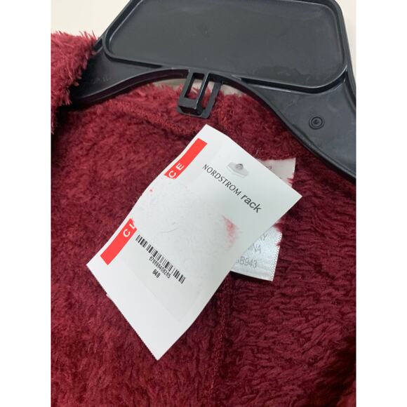 Forgotten‎ Grace Plush Cardigan maroon Size Medium NWT - Picture 2 of 4